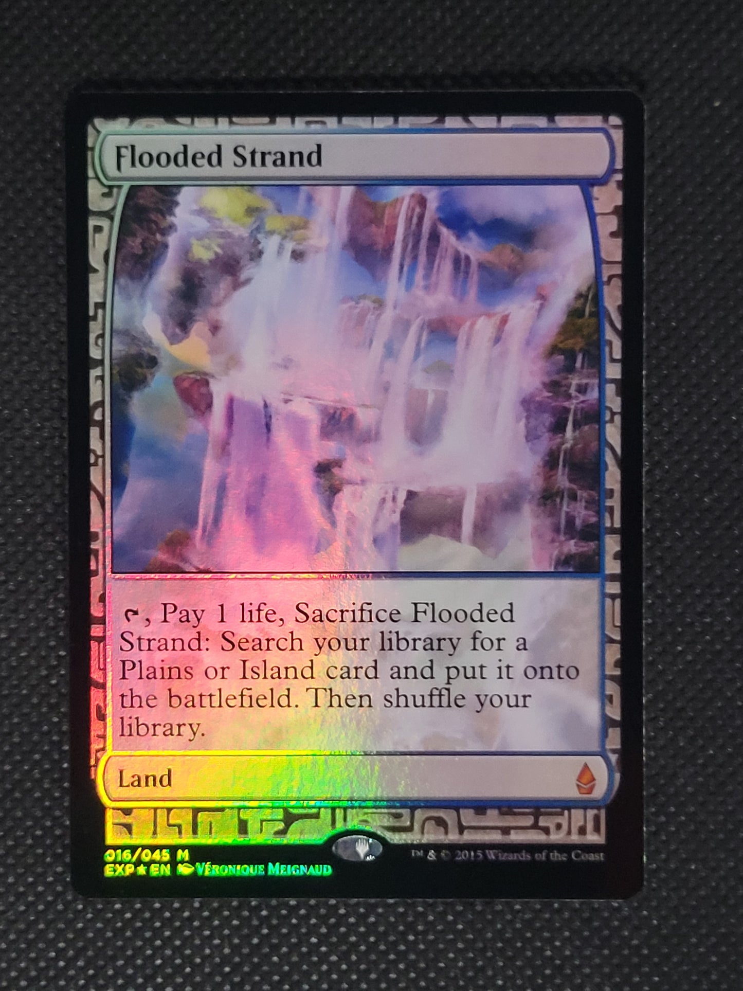 Flooded Strand — Damaged|Masterpiece Series|Foil — ID 18008