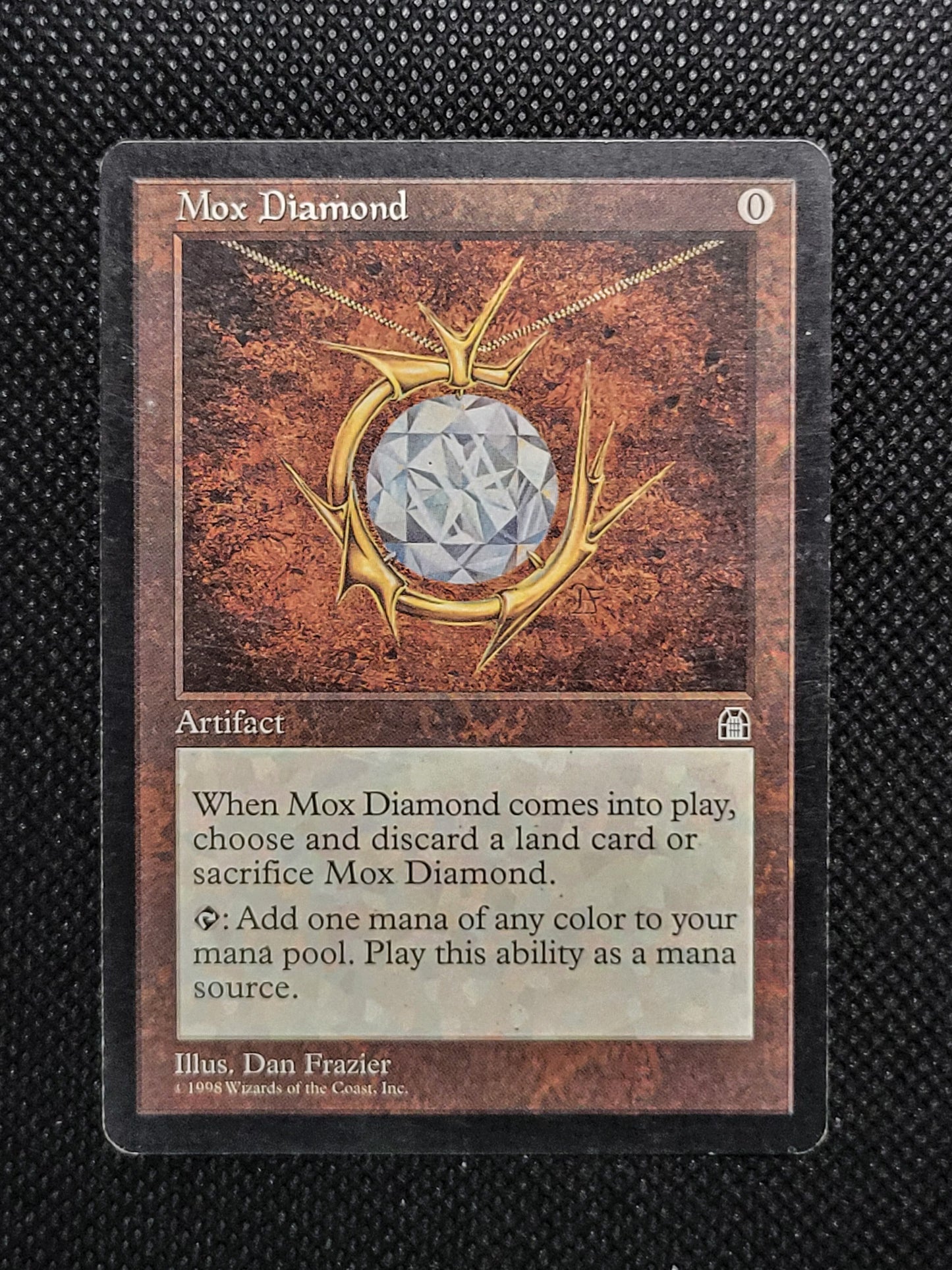 Mox Diamond — Damaged — ID 17047